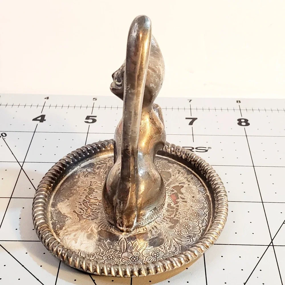 Vintage Silver Plated Cat Ring Holder on Etched Trinket Tray 3.5